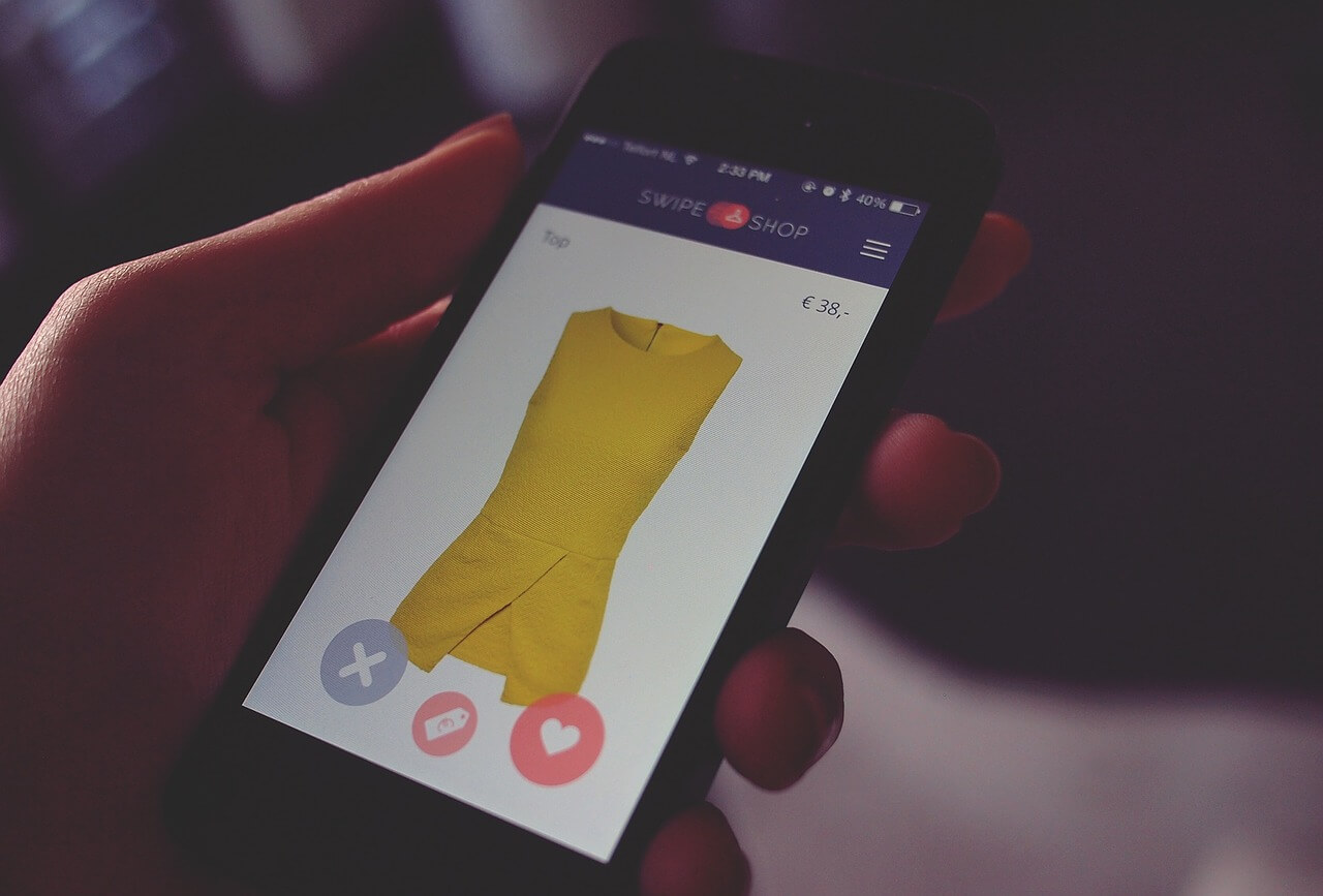 Swiping product photos is another simple mobile conversion optimization tactic