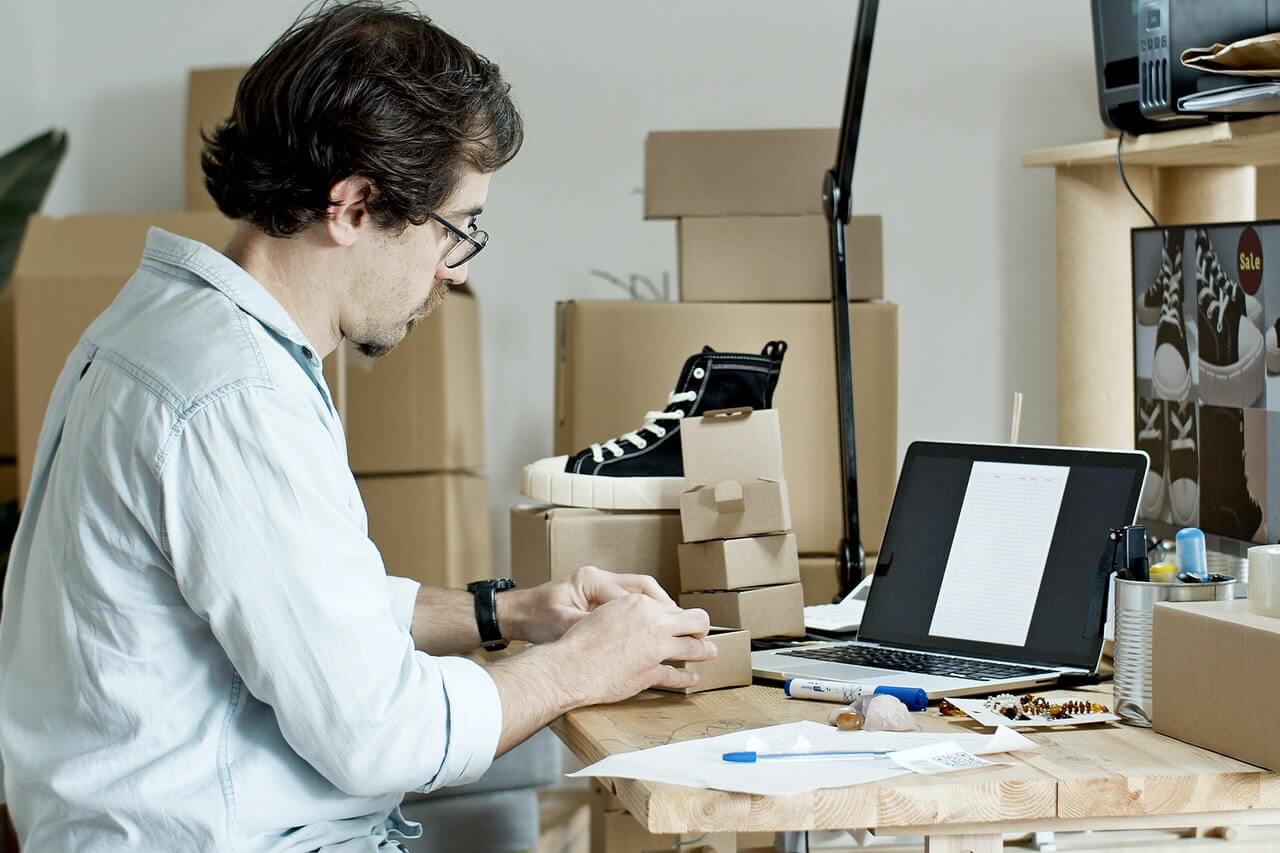 Decide the online to offline process to fulfill orders