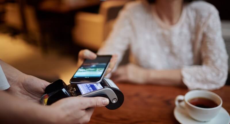 Retailers should prepare for the growth of mobile payments trends