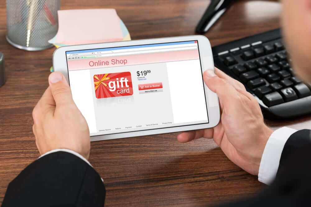 Digital gift cards in your loyalty program can be a safe payment method in COVID-20
