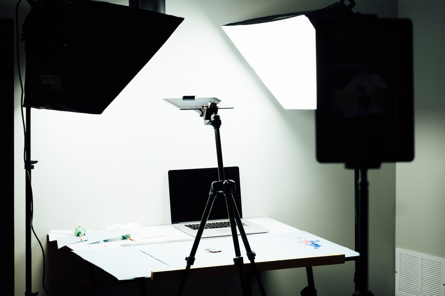 Fotografía de productos para ecommerce - Herramientas para fotografía de producto: Trípode