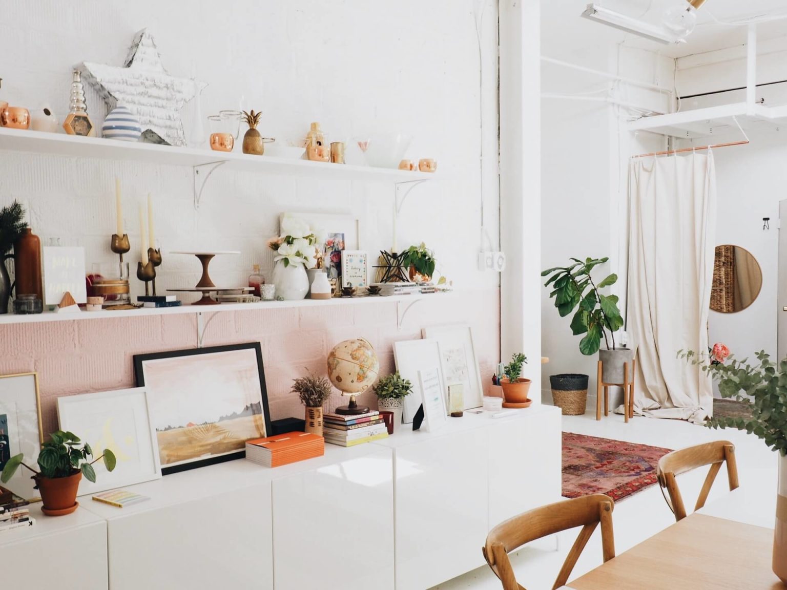How to Start a Furniture Business in 2026 (Ultimate Guide)