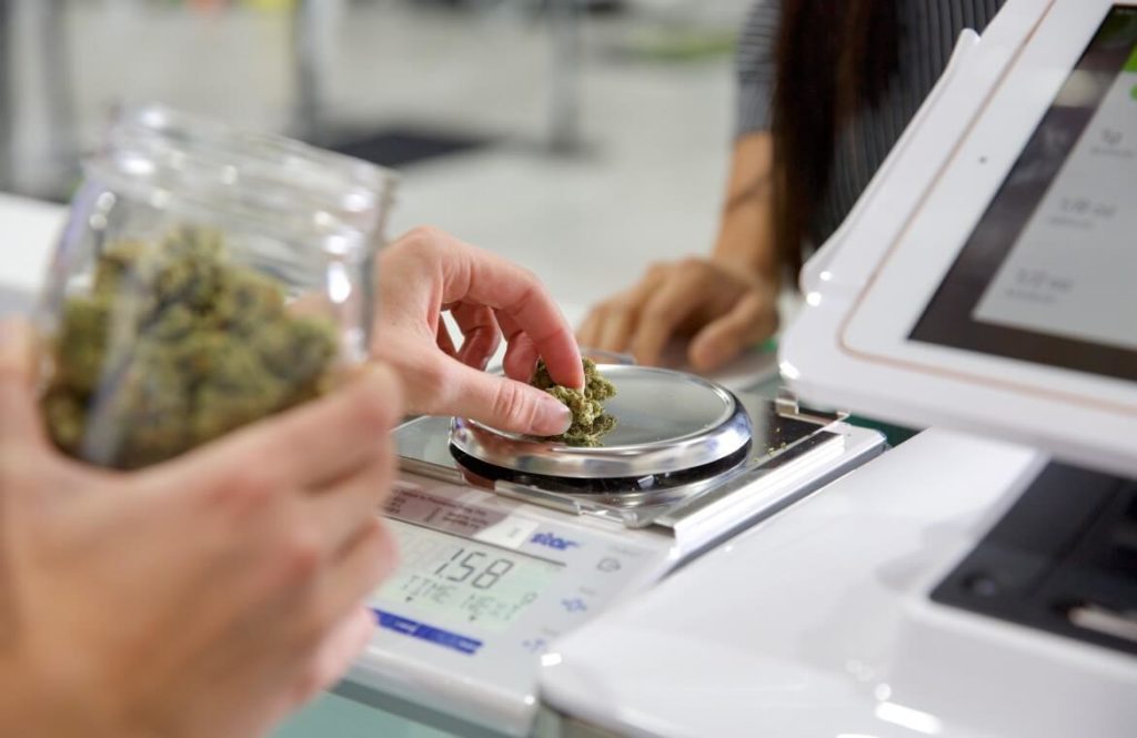 How to Open a Dispensary? 10 Steps to Start a Cannabis Store