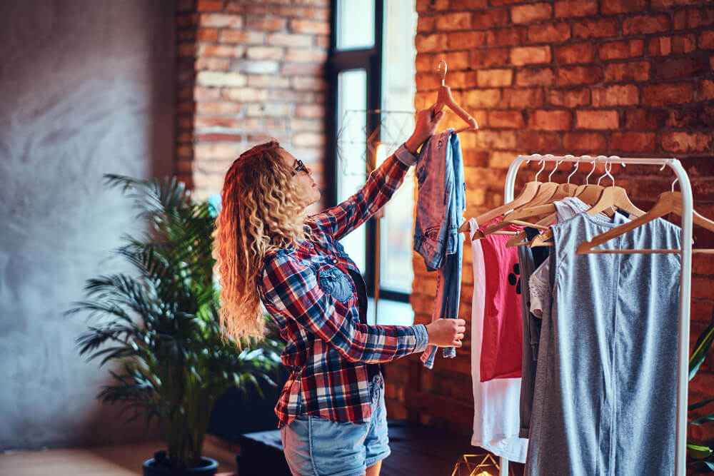 Visual fashion merchandising principles