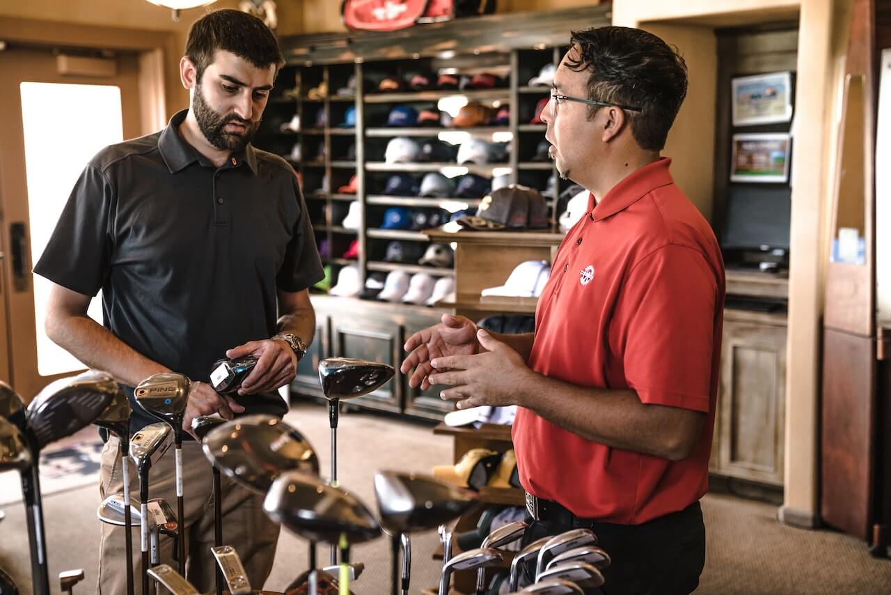 9 essential store manager skills