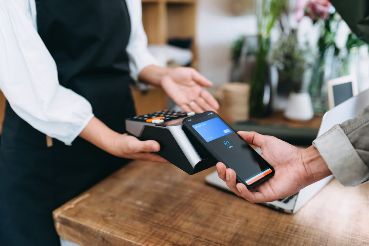 SumUp launches point-of-sale cash advances for merchants